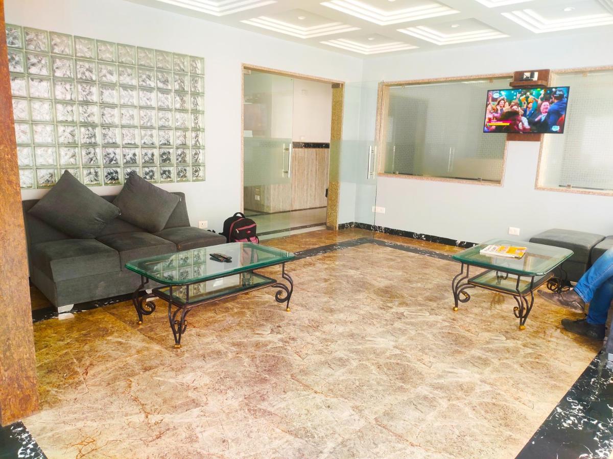 Hotel The Nilsa Νέο Δελχί Εξωτερικό φωτογραφία